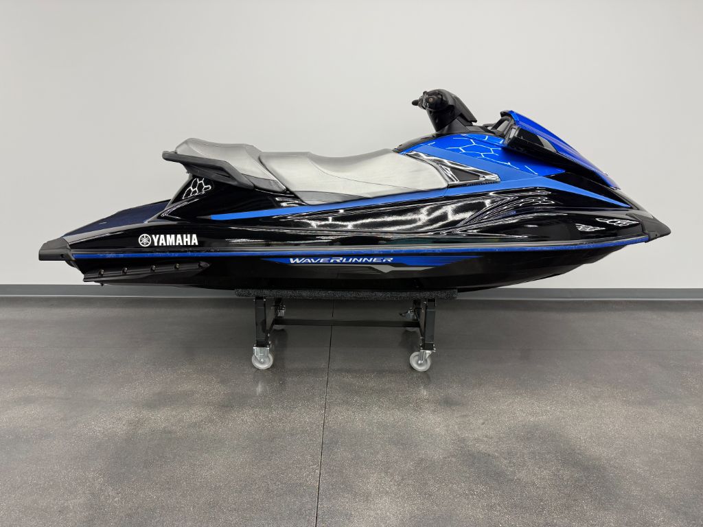 2018 Yamaha VX Deluxe - $7,950