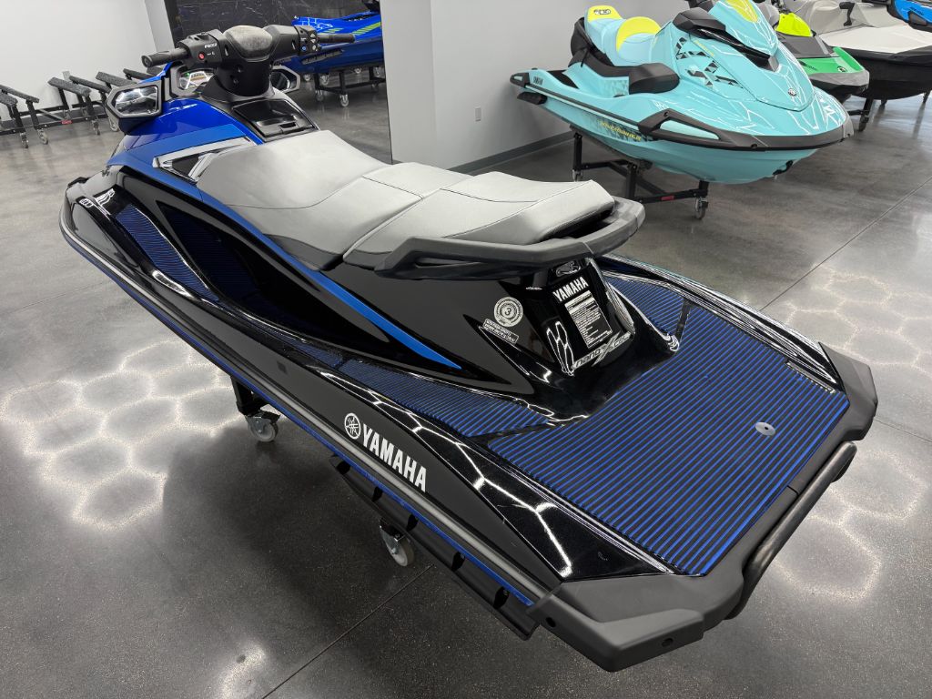 2018 Yamaha VX Deluxe - $7,950