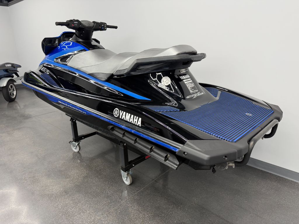 2018 Yamaha VX Deluxe - $7,950