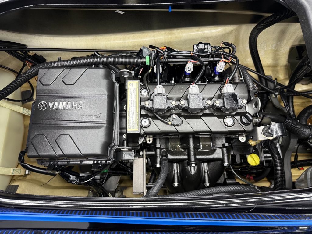 2018 Yamaha VX Deluxe - $7,950
