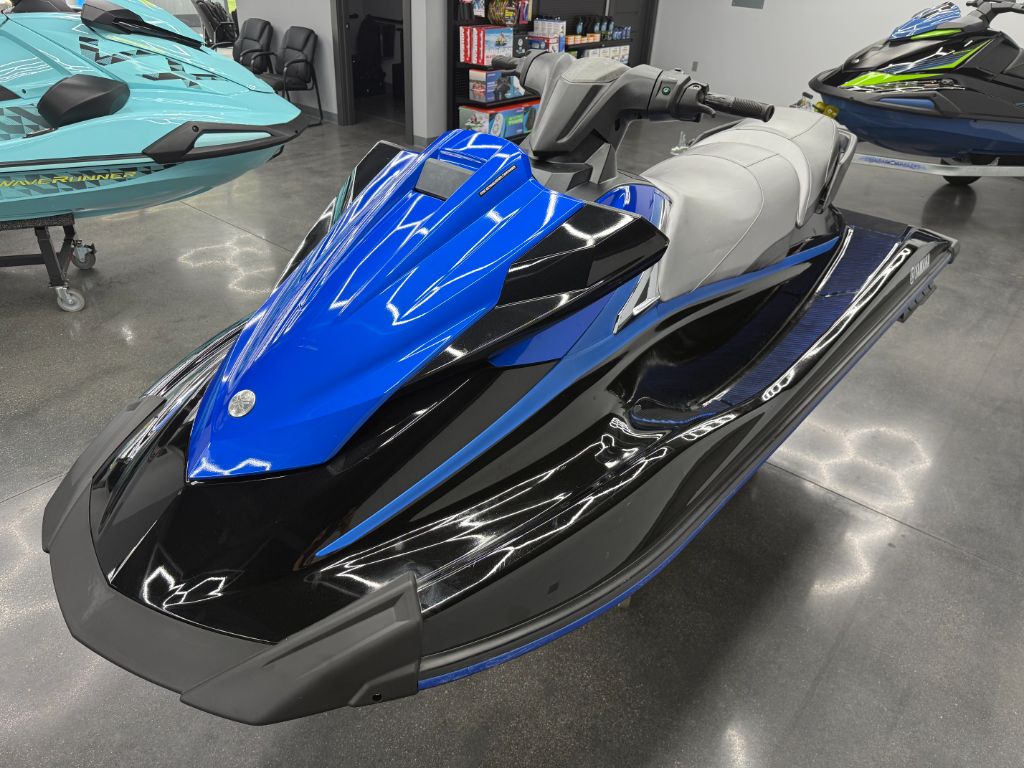 2018 Yamaha VX Deluxe - $7,950
