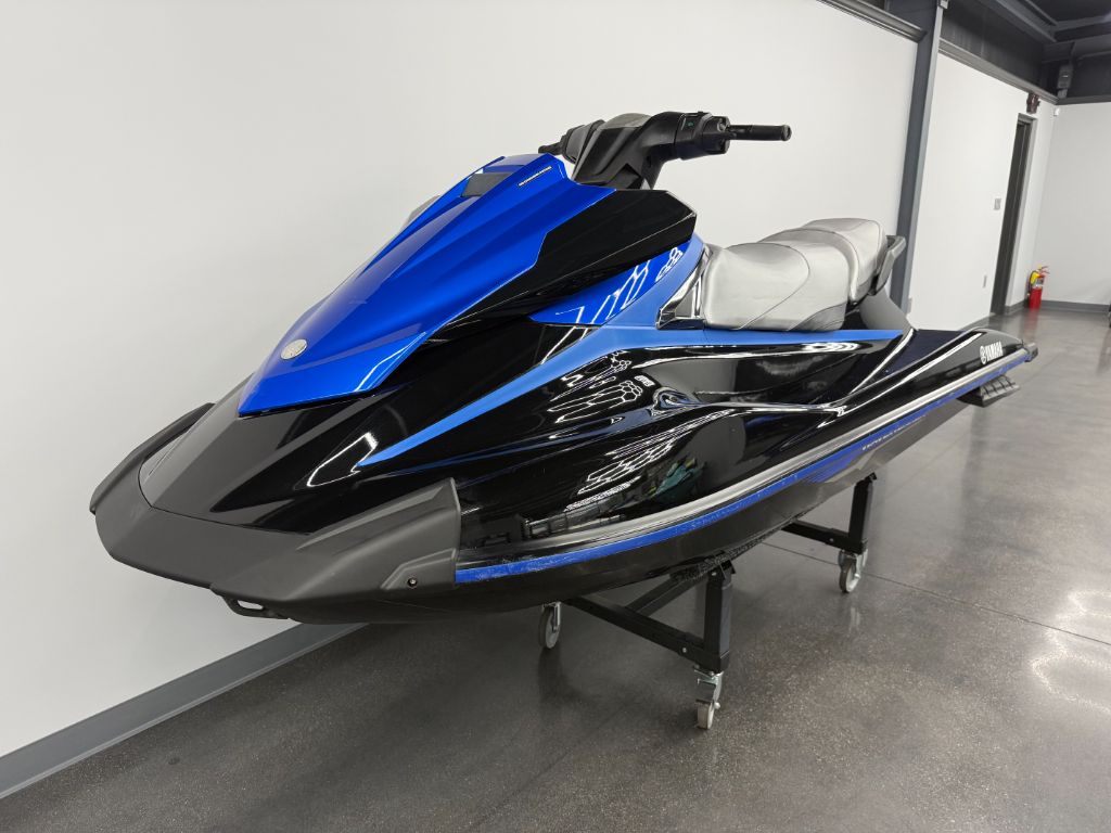 2018 Yamaha VX Deluxe - $7,950