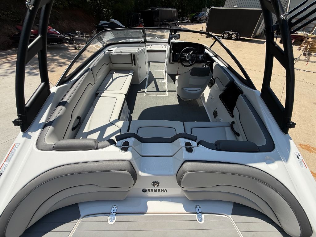 2025 Yamaha AR 190 - $36,900