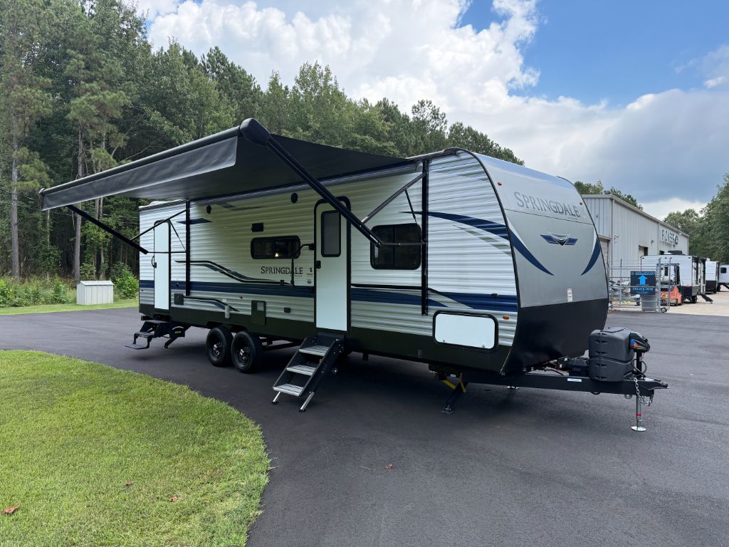 2021 Keystone Keystone - $16,800