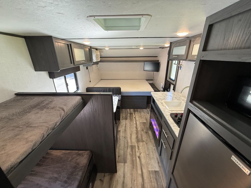 2022 Aspen Trail Aspen Trail - $8,950
