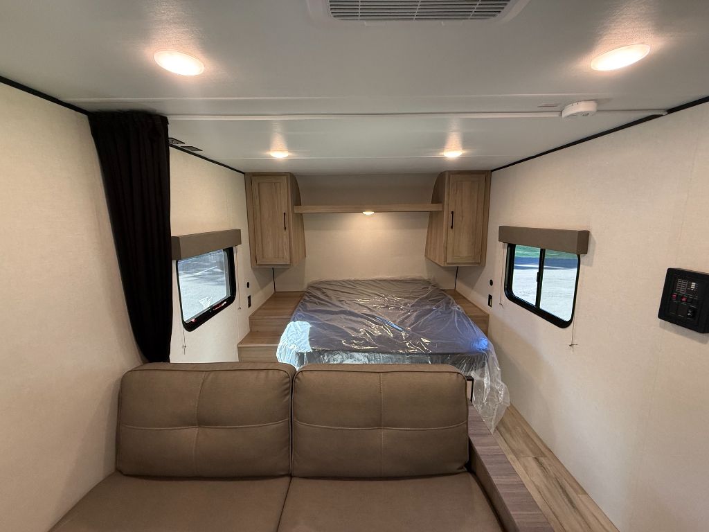 2025 Coleman Coleman - $15,900