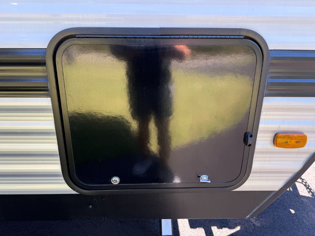 2025 Coleman Coleman - $15,900