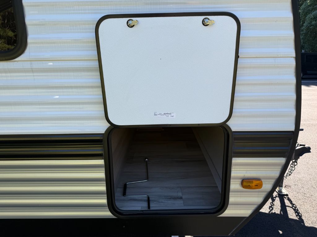 2025 Coleman Coleman - $15,900