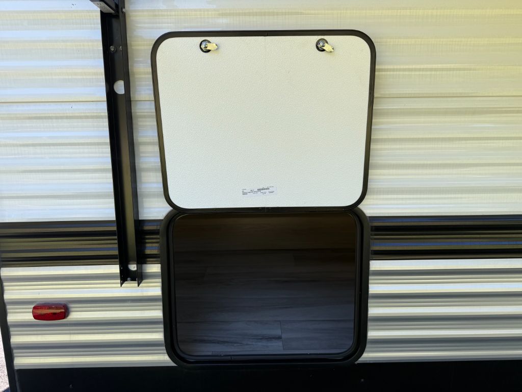 2025 Coleman Coleman - $15,900