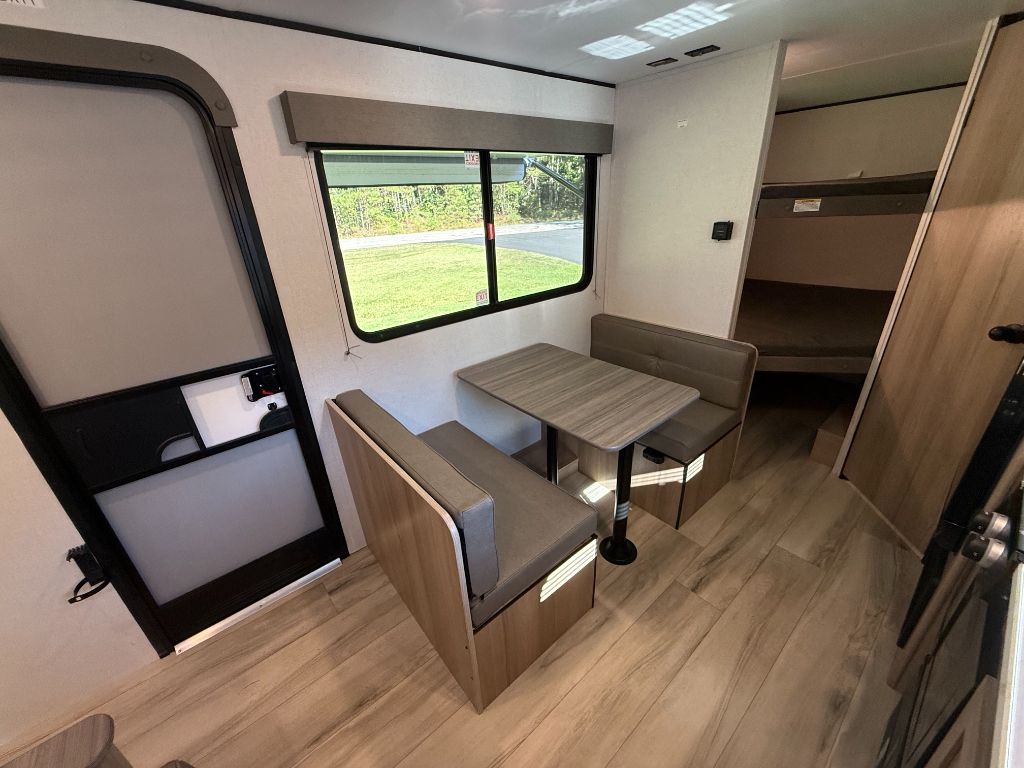 2025 Coleman Coleman - $15,900
