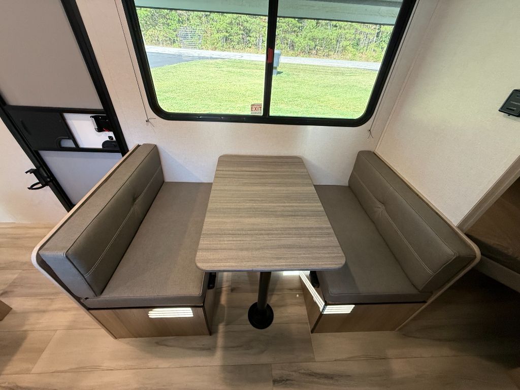 2025 Coleman Coleman - $15,900