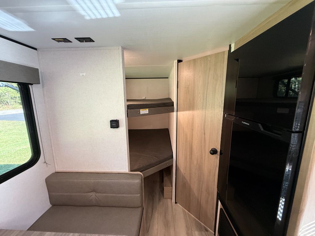 2025 Coleman Coleman - $15,900