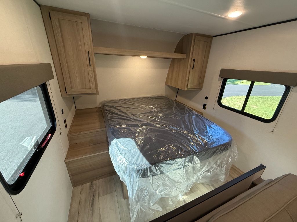 2025 Coleman Coleman - $15,900