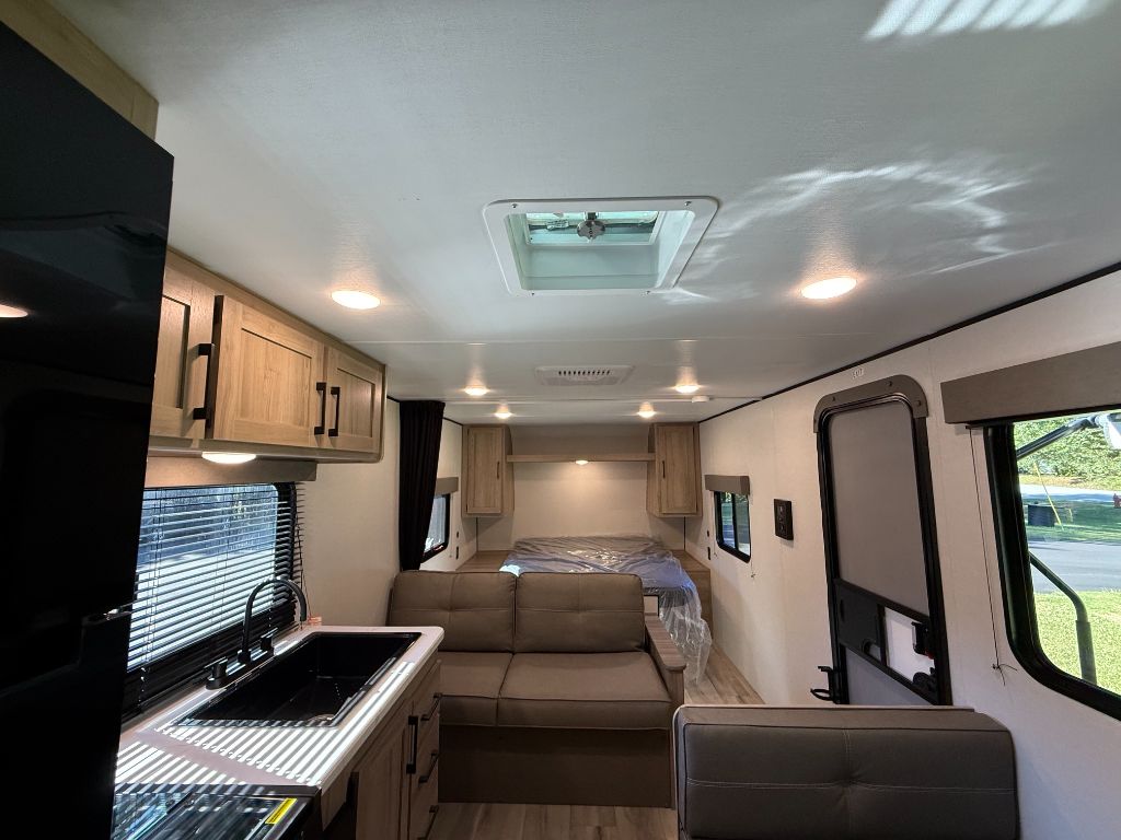 2025 Coleman Coleman - $15,900