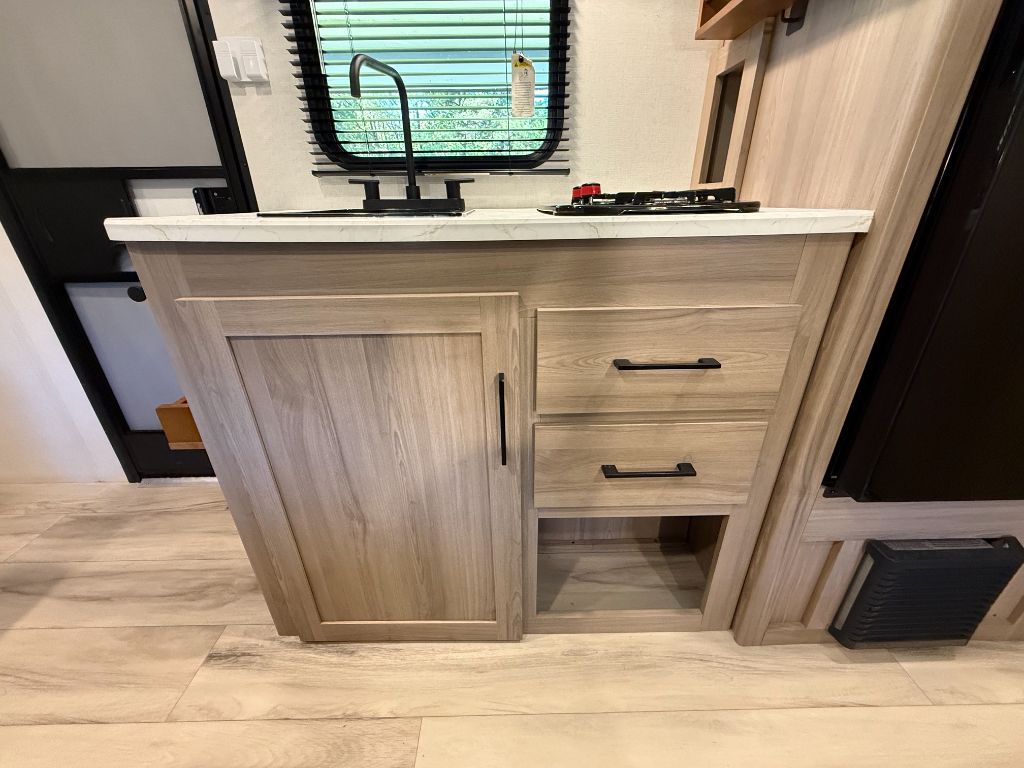 2025 Coleman Coleman - $9,900