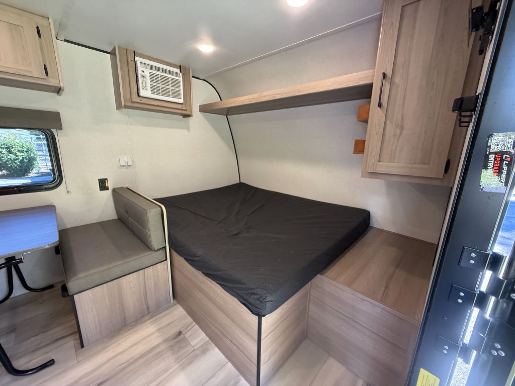 2025 Coleman Coleman - $9,900