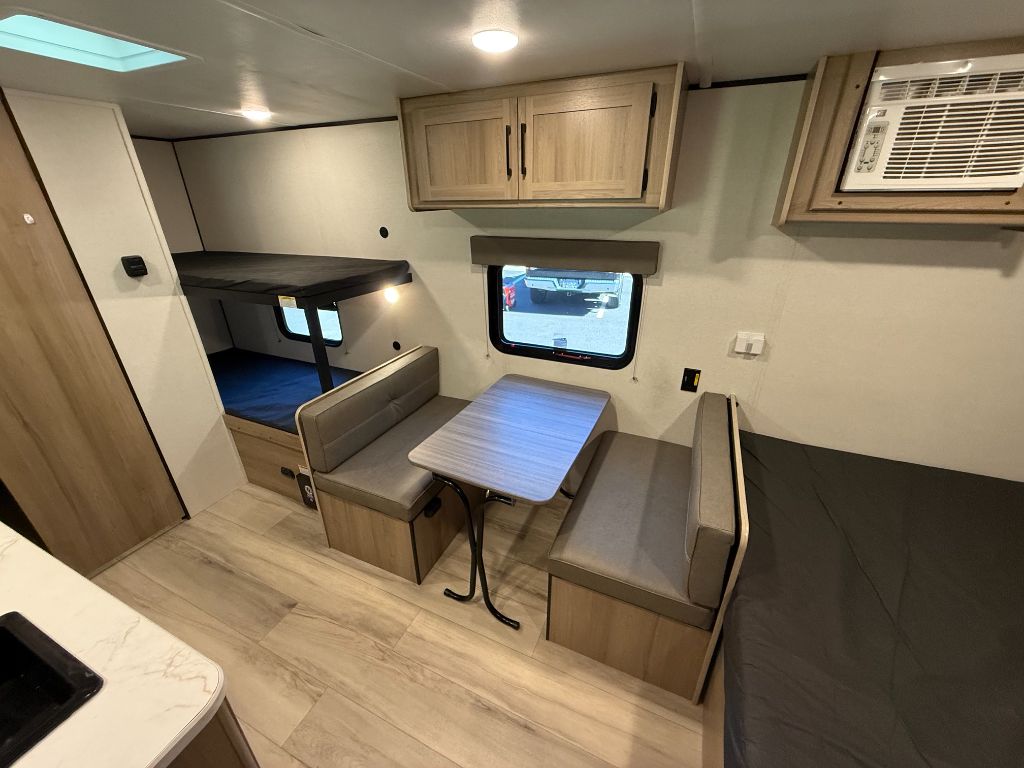 2025 Coleman Coleman - $9,900