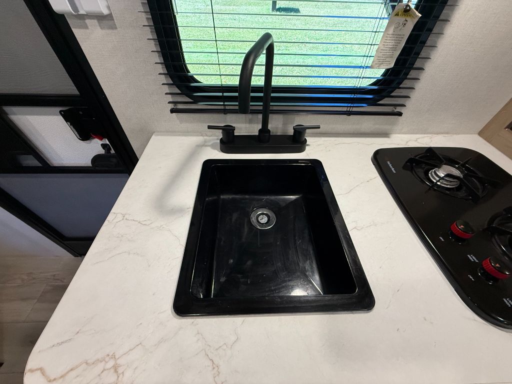 2025 Coleman Coleman - $9,900