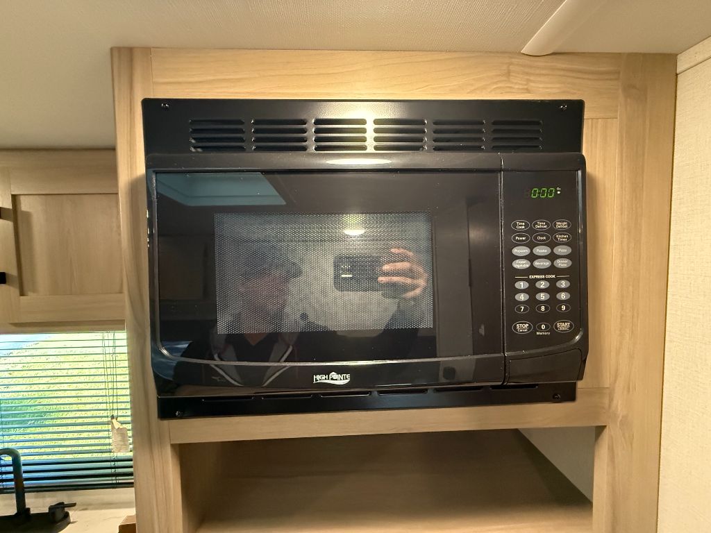 2025 Coleman Coleman - $9,900