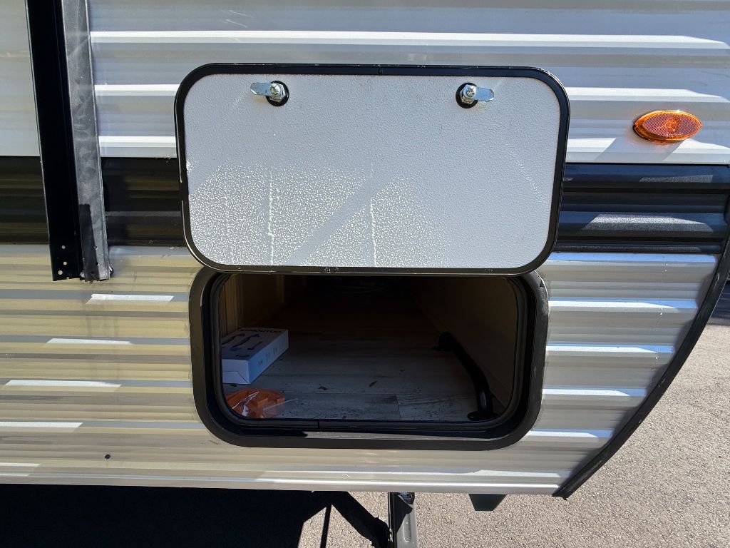 2025 Coleman Coleman - $9,900