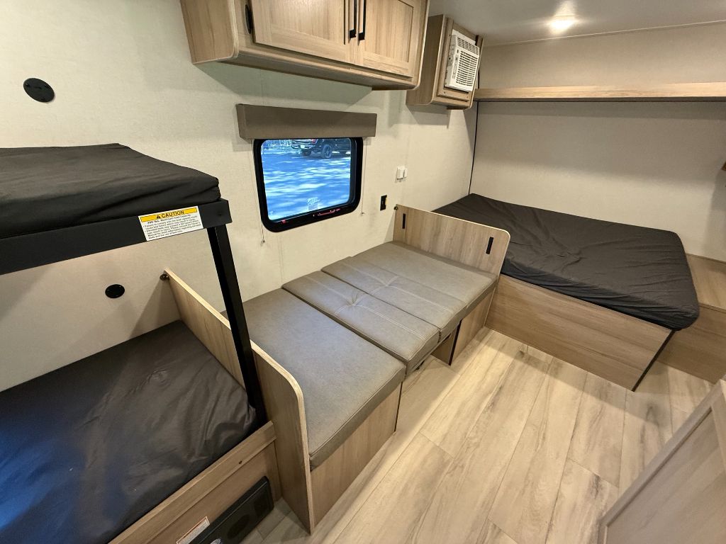 2025 Coleman Coleman - $9,900