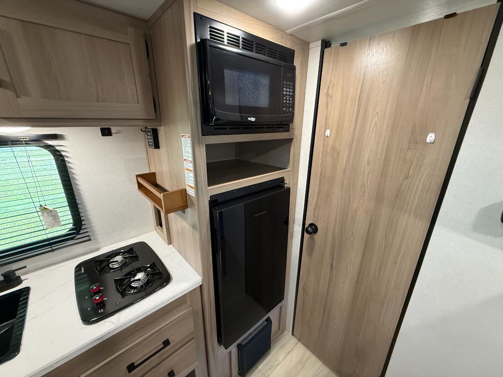 2025 Coleman Coleman - $9,900