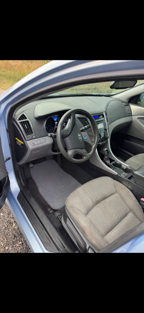 2013 Hyundai Sonata - $7,068