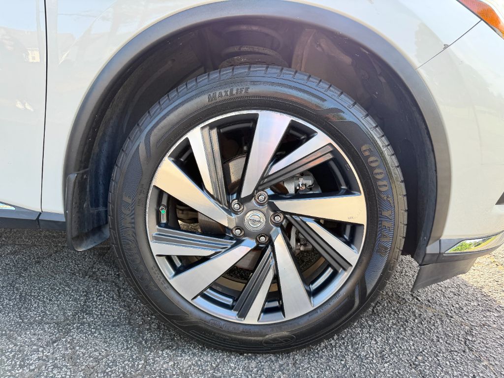 2015 Nissan Murano - $8,995