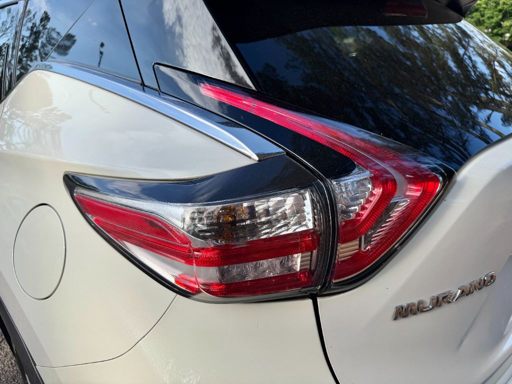 2015 Nissan Murano - $8,995