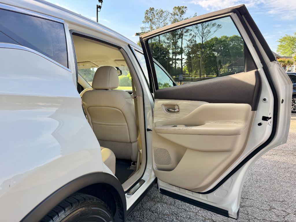 2015 Nissan Murano - $8,995