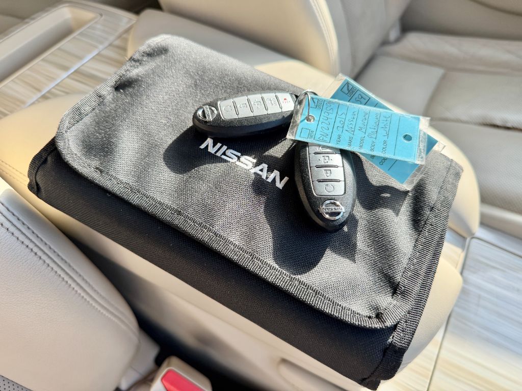 2015 Nissan Murano - $8,995