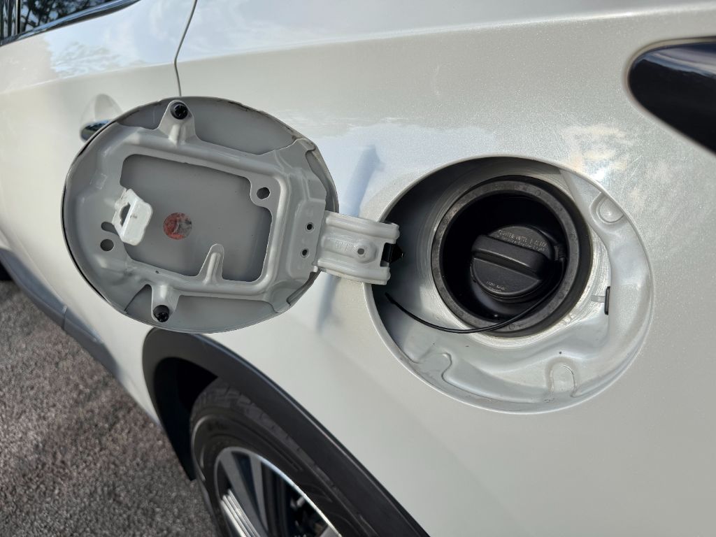 2015 Nissan Murano - $8,995