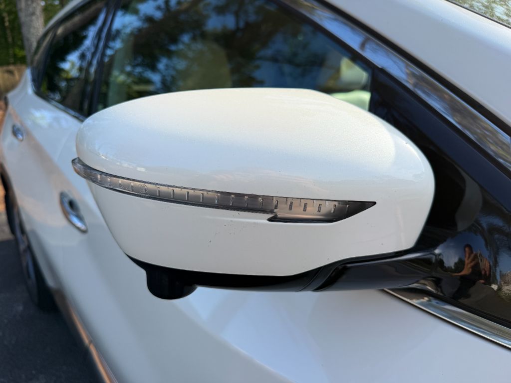 2015 Nissan Murano - $8,995