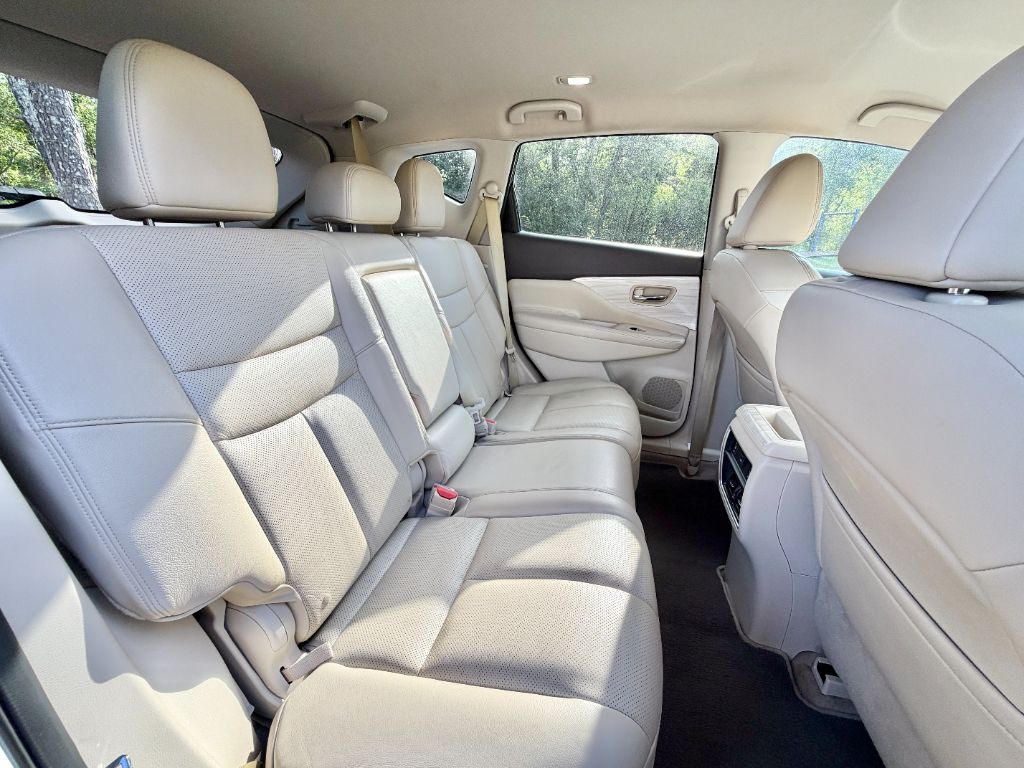 2015 Nissan Murano - $8,995