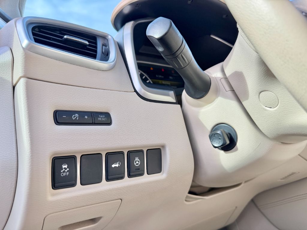 2015 Nissan Murano - $8,995