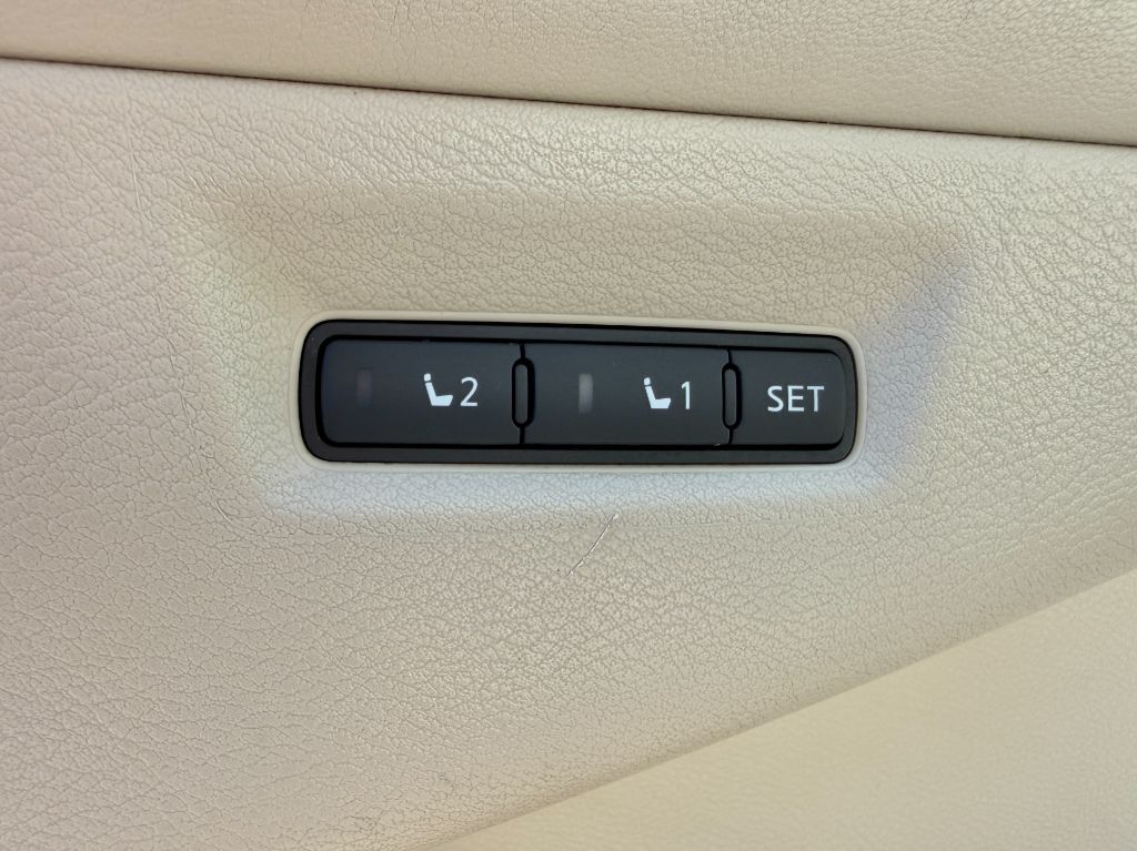 2015 Nissan Murano - $8,995