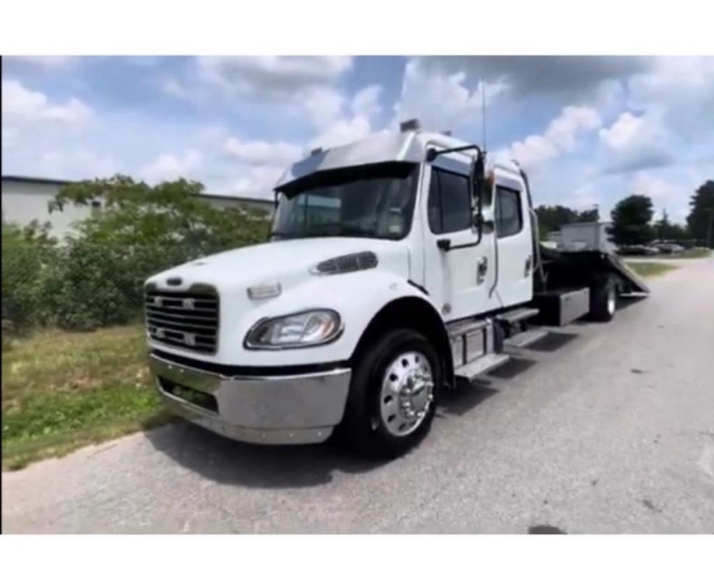 2021 Freightliner M2 - $89,950