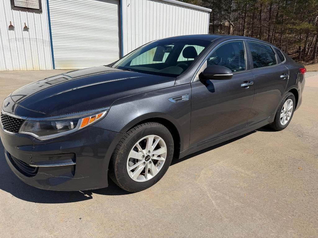 2017 Kia Optima - $3,900