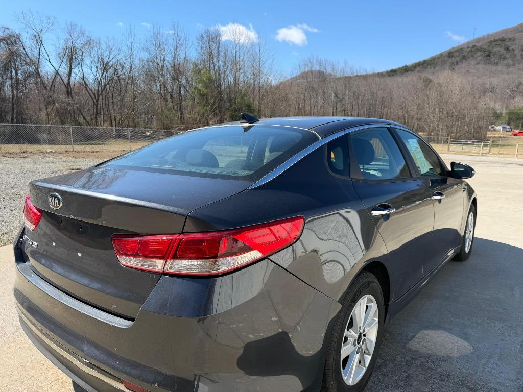 2017 Kia Optima - $3,900