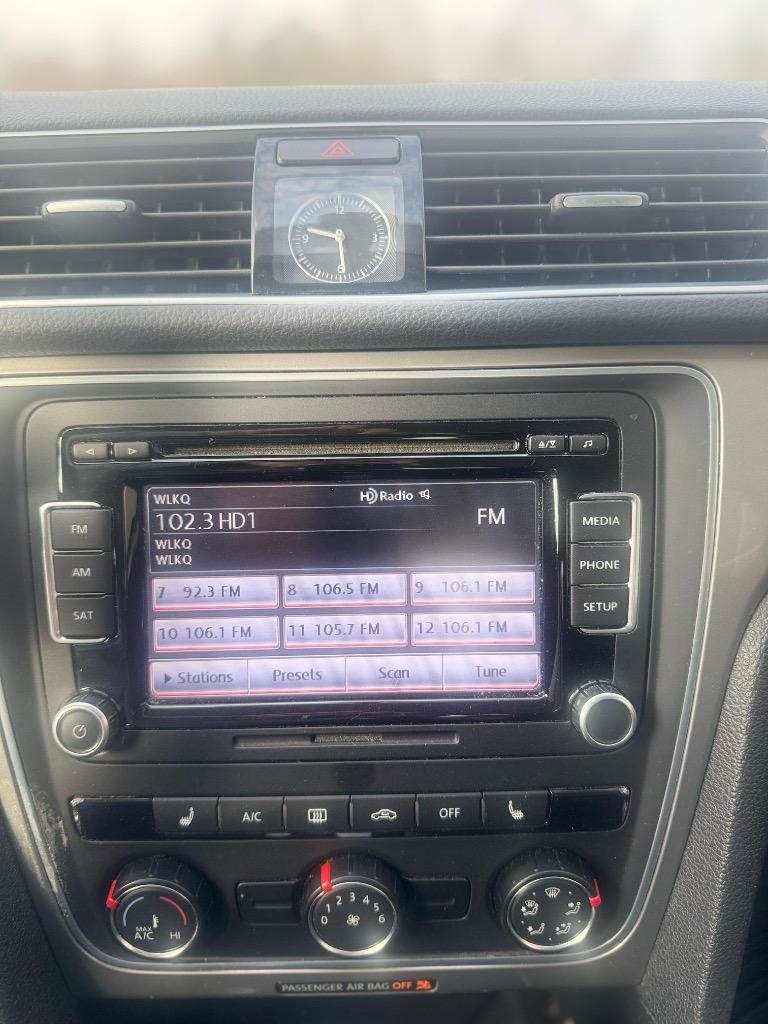 2015 Volkswagen Passat - $5,900