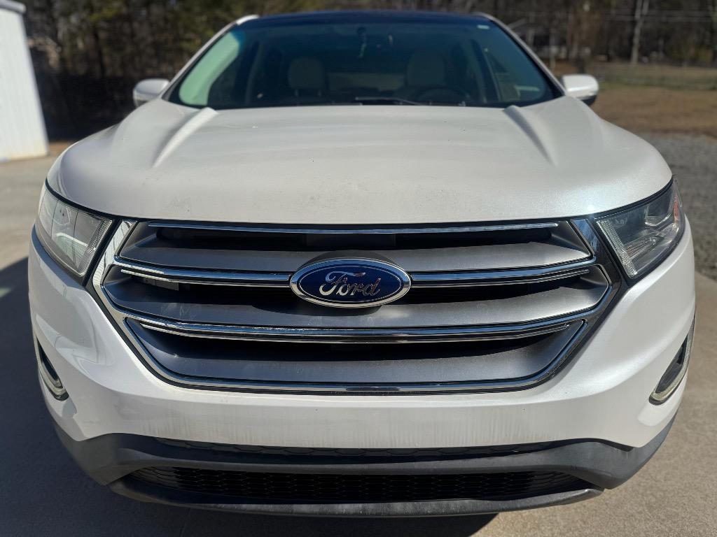 2016 Ford Edge - $8,995