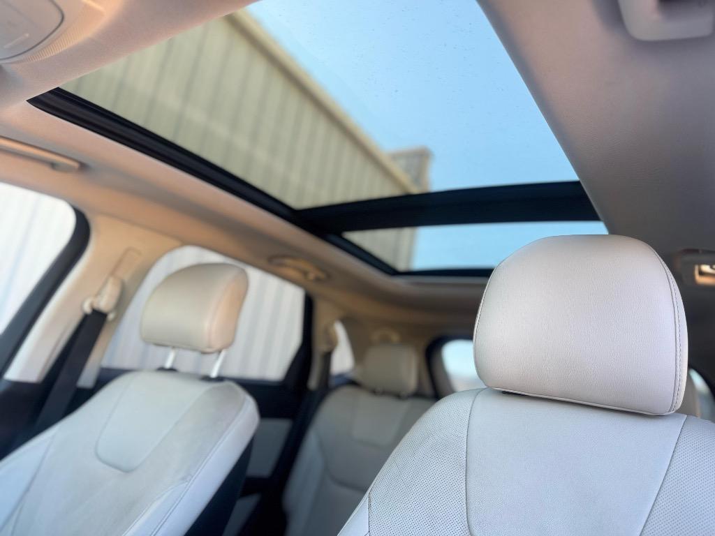 2016 Ford Edge - $8,995