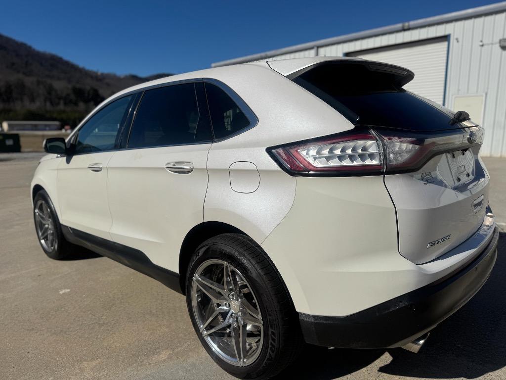 2016 Ford Edge - $8,995