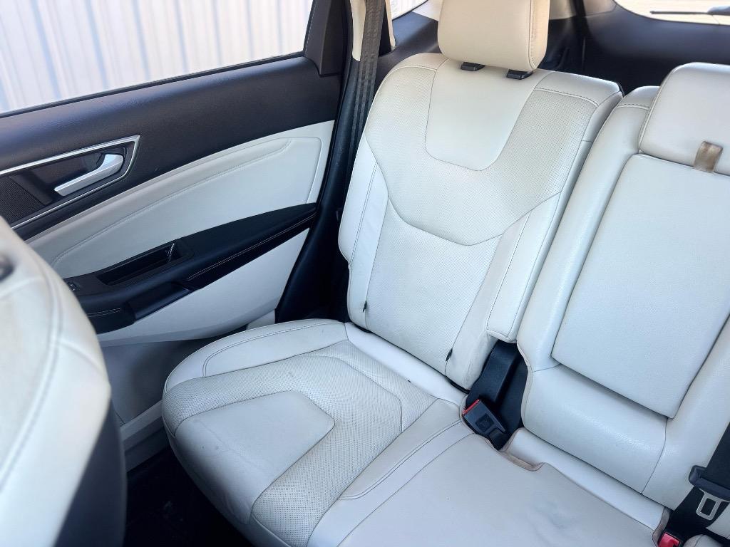2016 Ford Edge - $8,995