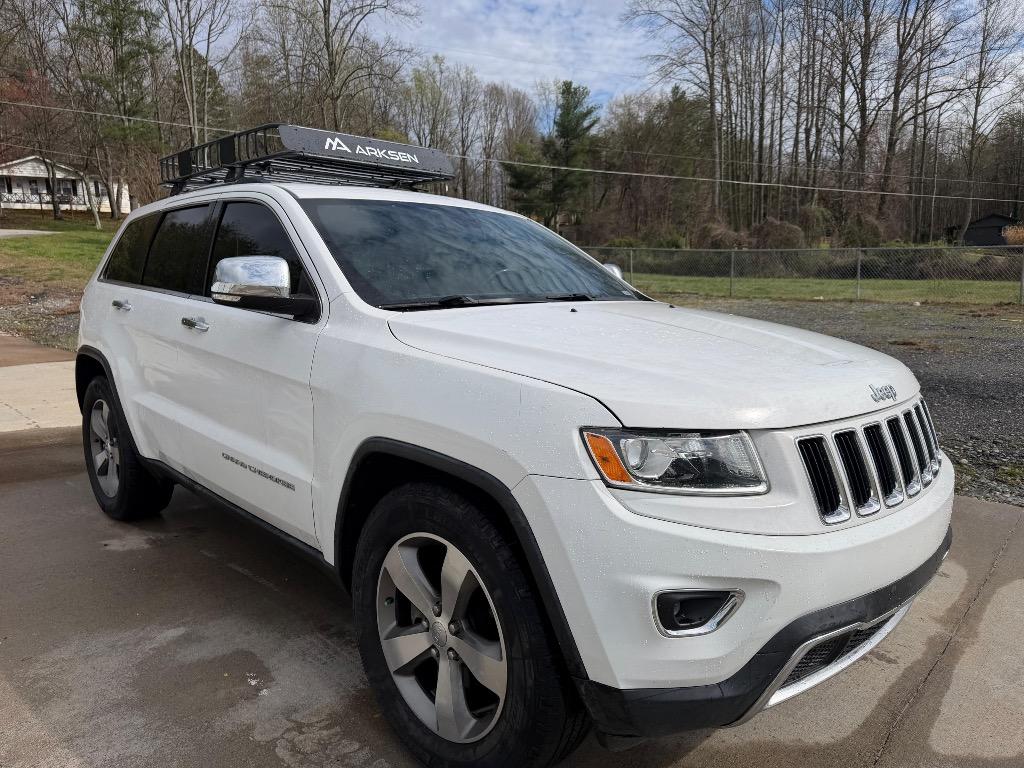 2014 Jeep Cherokee - $7,895