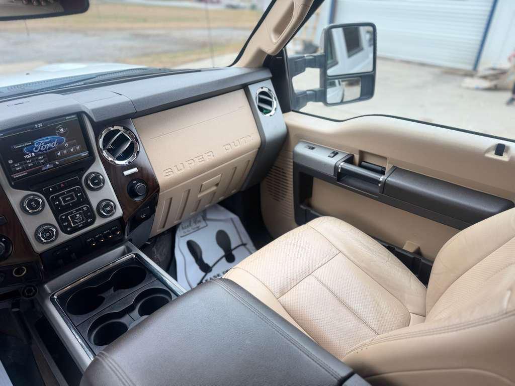2015 Ford F-250 - $23,995