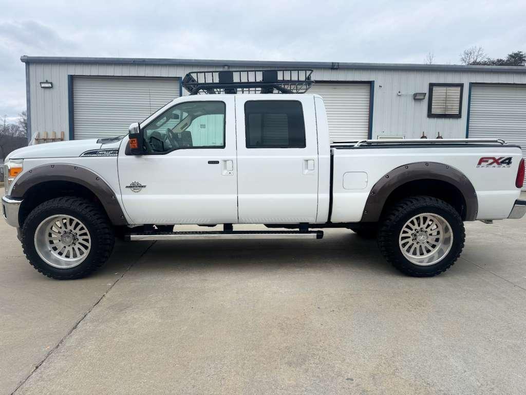 2015 Ford F-250 - $23,995