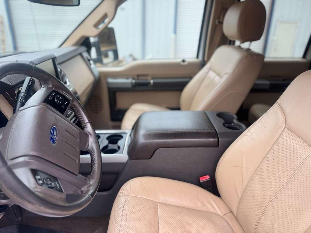 2015 Ford F-250 - $23,995