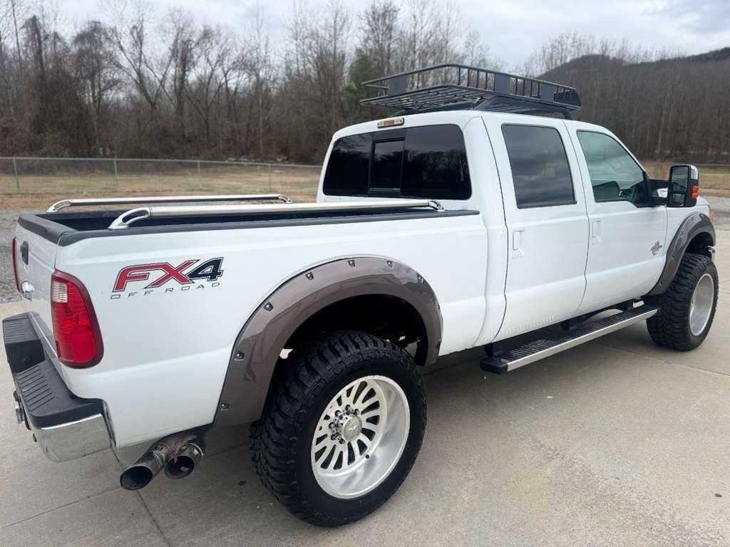 2015 Ford F-250 - $23,995