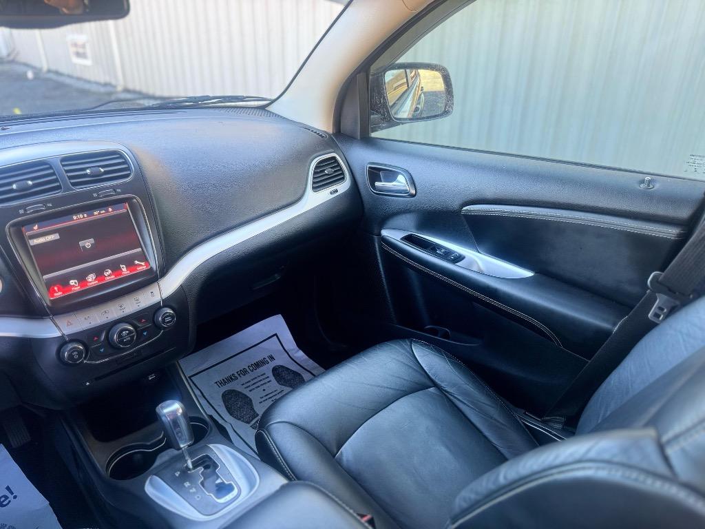2015 Dodge Journey - $4,995